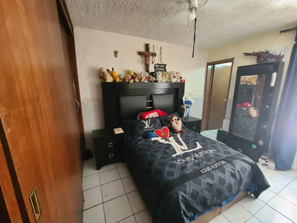 9cedc576-d57e-42ab-9bab-44be2072ca71-Casas-Venta-PARAISOS-DEL-COLLI-Zapopan-Jalisco-3712541.webp