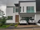 CASA EN VENTA EN COLONIA RESIDENCIAL LOS ROBLES